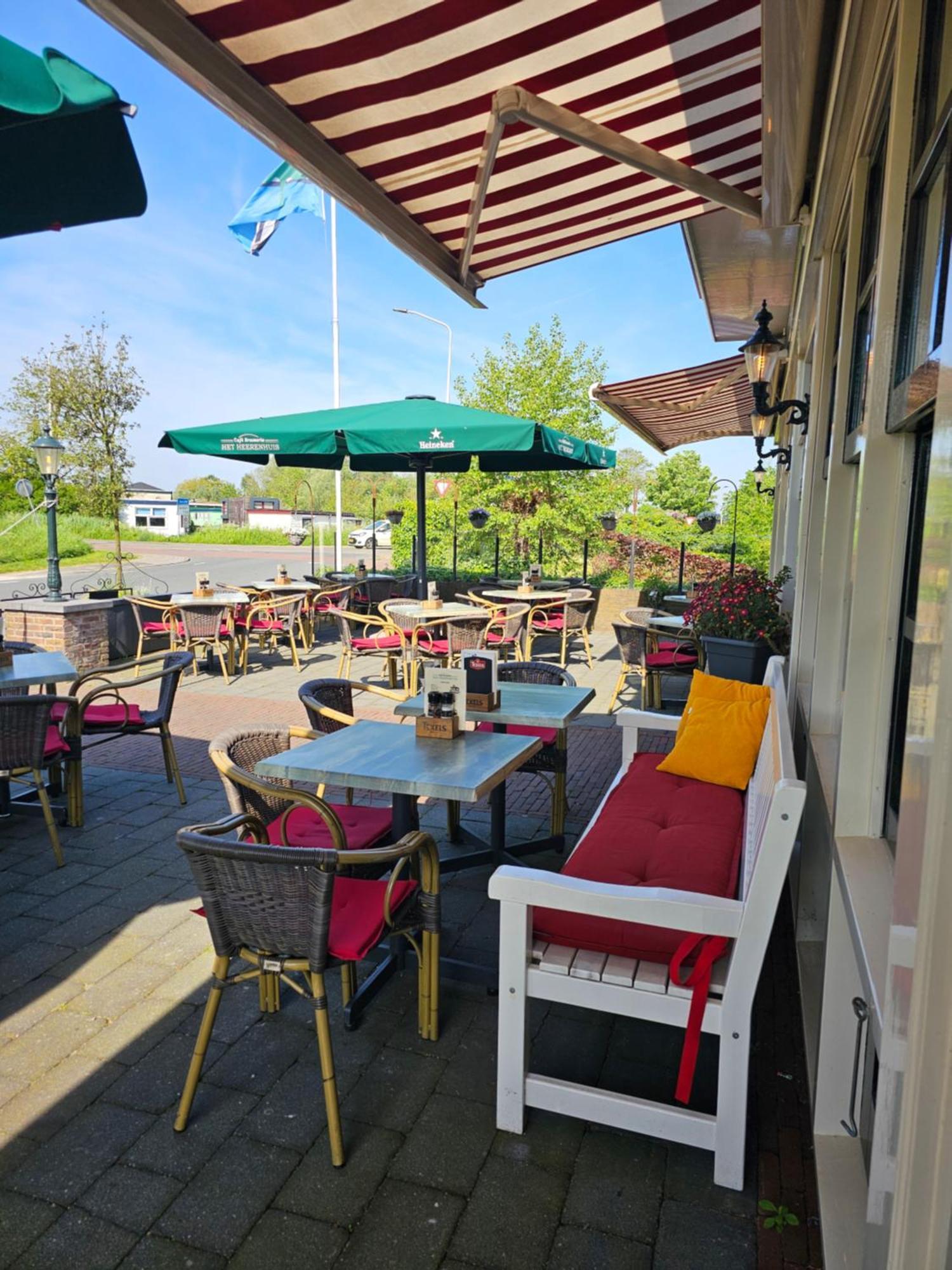 Cafe Brasserie Het Heerenhuis Het Kalf Dış mekan fotoğraf